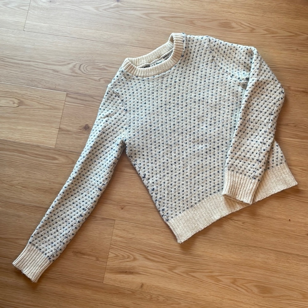 L.L. Bean Cream Crewneck Sweater with Navy Dot Pattern - Picture 2 of 4